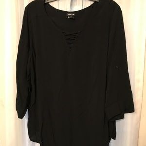 Torrid Black Top Sz 2